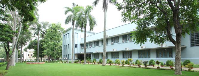 Xavier Labour Relations Institute Top MBA Colleges